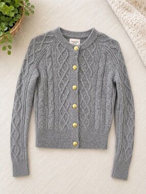 Universal Thread Goods Co. Gray Cable Knit Button Cardigan Sweater XS
